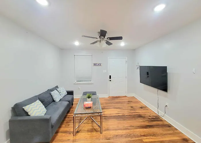 New Entire Apartment Ready For Your Next Vacation!