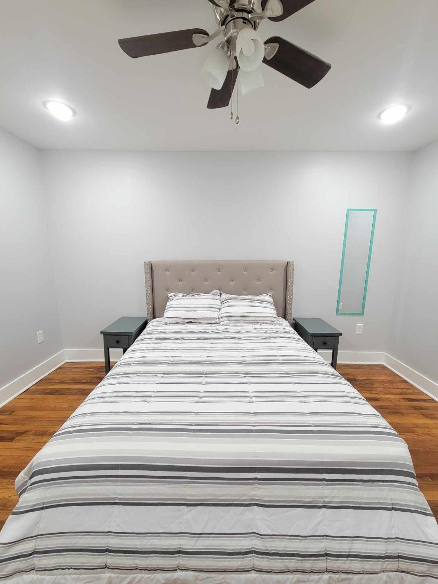 Apartment New Entire Ready For Your Next Vacation!